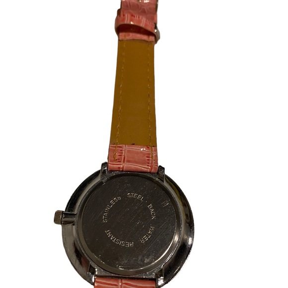 Copy Hello Kitty pink and diamanté adult size watch - Picture 6 of 9